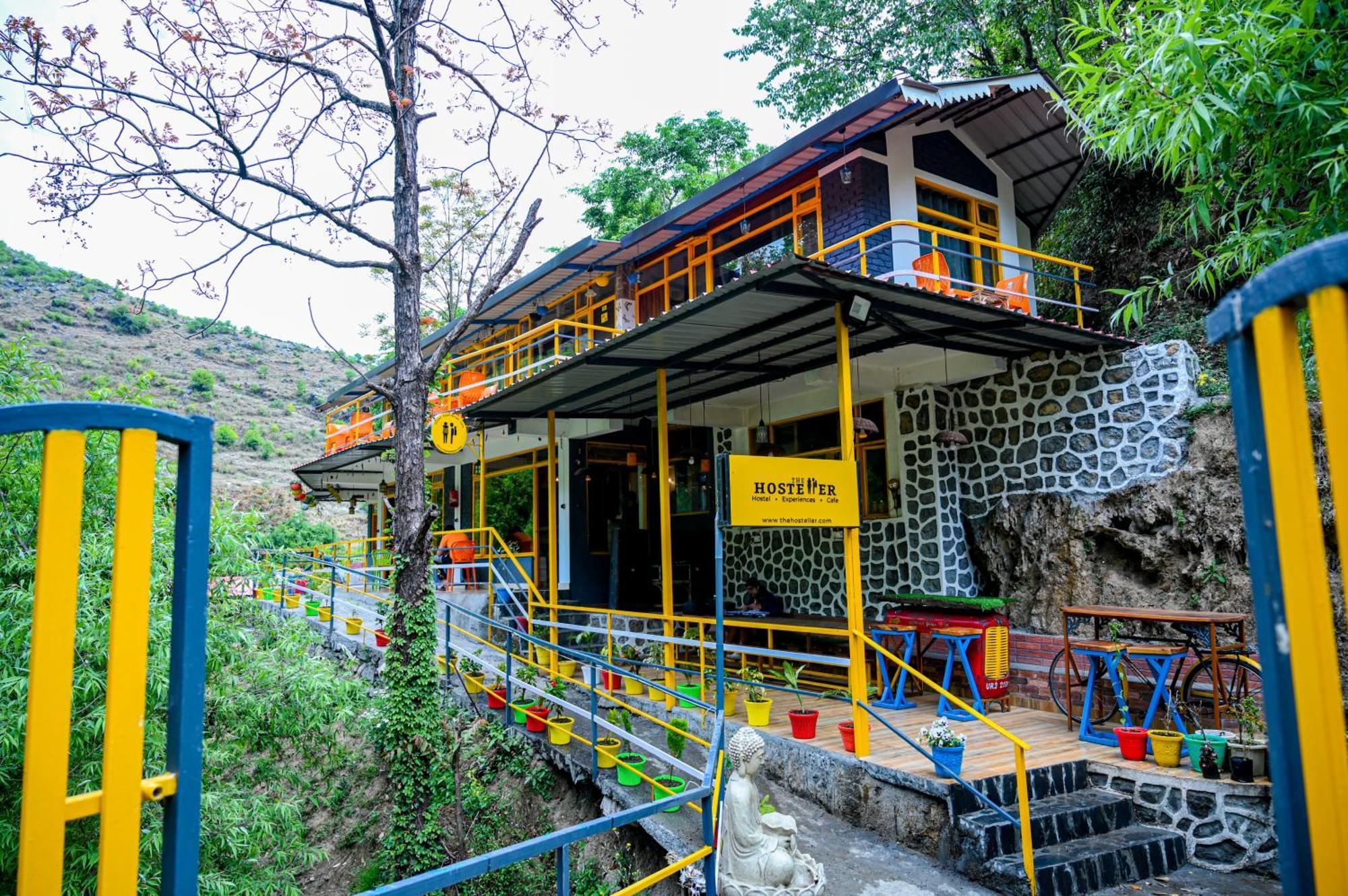 The Hosteller Mussoorie By The Streamside, Kempty Exterior photo